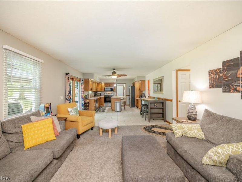 2218 Crestmont Drive, Girard, OH 44420 Photo 15