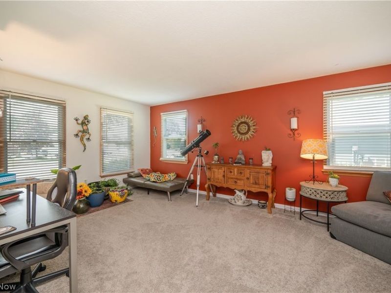 2218 Crestmont Drive, Girard, OH 44420 Photo 20
