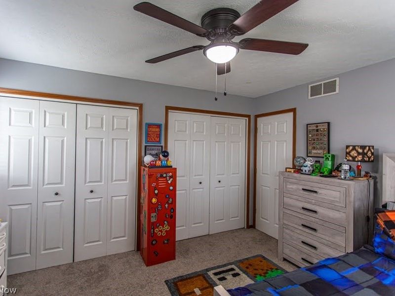 2218 Crestmont Drive, Girard, OH 44420 Photo 34