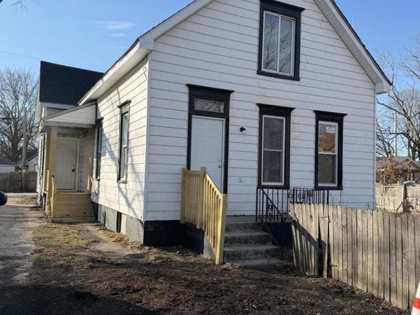 1646 Center STREET, Racine, WI 53403
