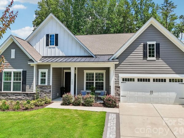 5408 Chegall Crossing Way, Mount Holly, NC 28120