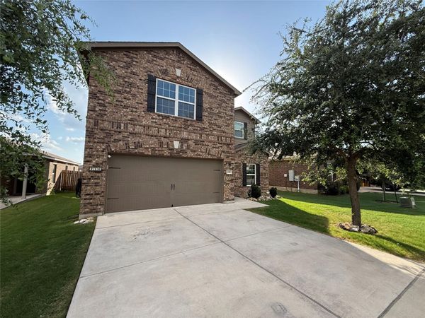216 Continental Ave, Liberty Hill, TX 78642