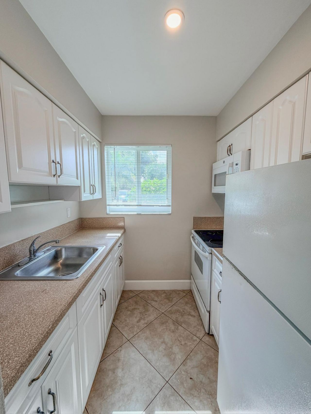 541 NE 44th Street, Unit B, Boca Raton, FL 33431 Photo
