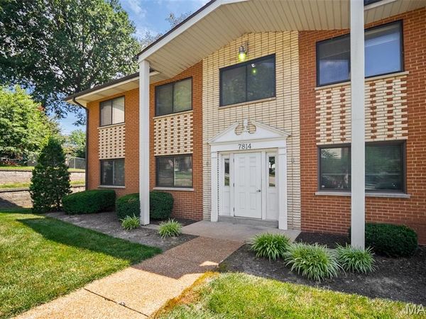 7814 Sunray Lane, Unit 1, Crestwood, MO 63123