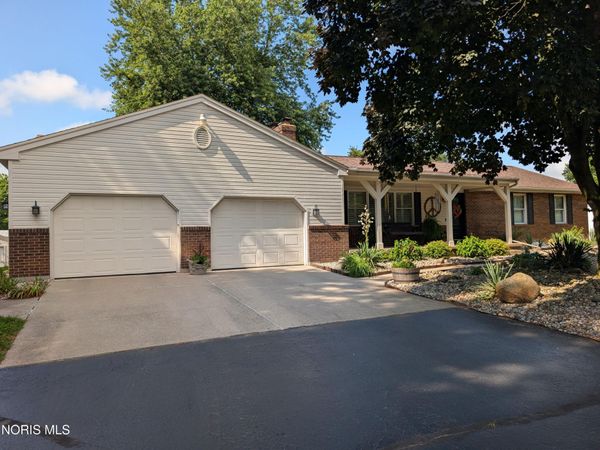 12240 Neapolis Waterville Road , Whitehouse, OH 43571