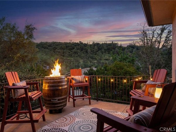 3560 Shadowtree, Chico, CA 95928
