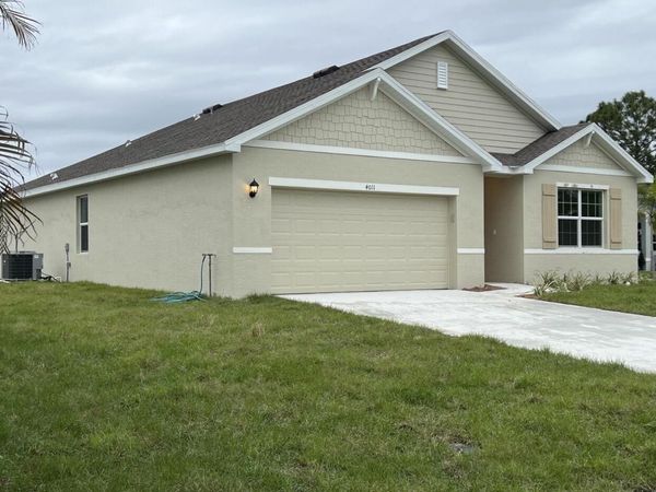4011 SW Kidd Court, Port St. Lucie, FL 34953