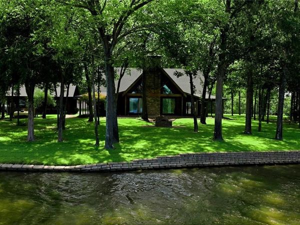8726 Toler Pointe , Larue, TX 75770