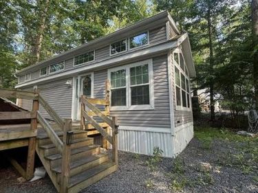 D 56 ADVENTURE BOUND OAK CREEK, NARVON, PA 17555