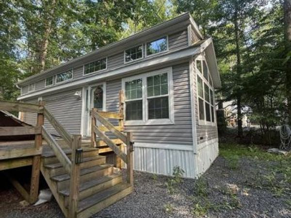 D 56 ADVENTURE BOUND OAK CREEK , NARVON, PA 17555