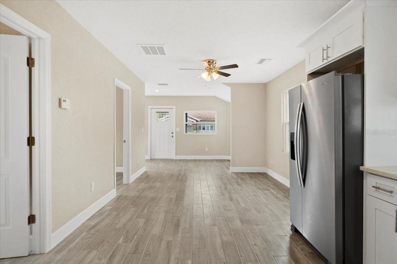 2810 6th Street S, Saint Petersburg, FL 33705 Photo