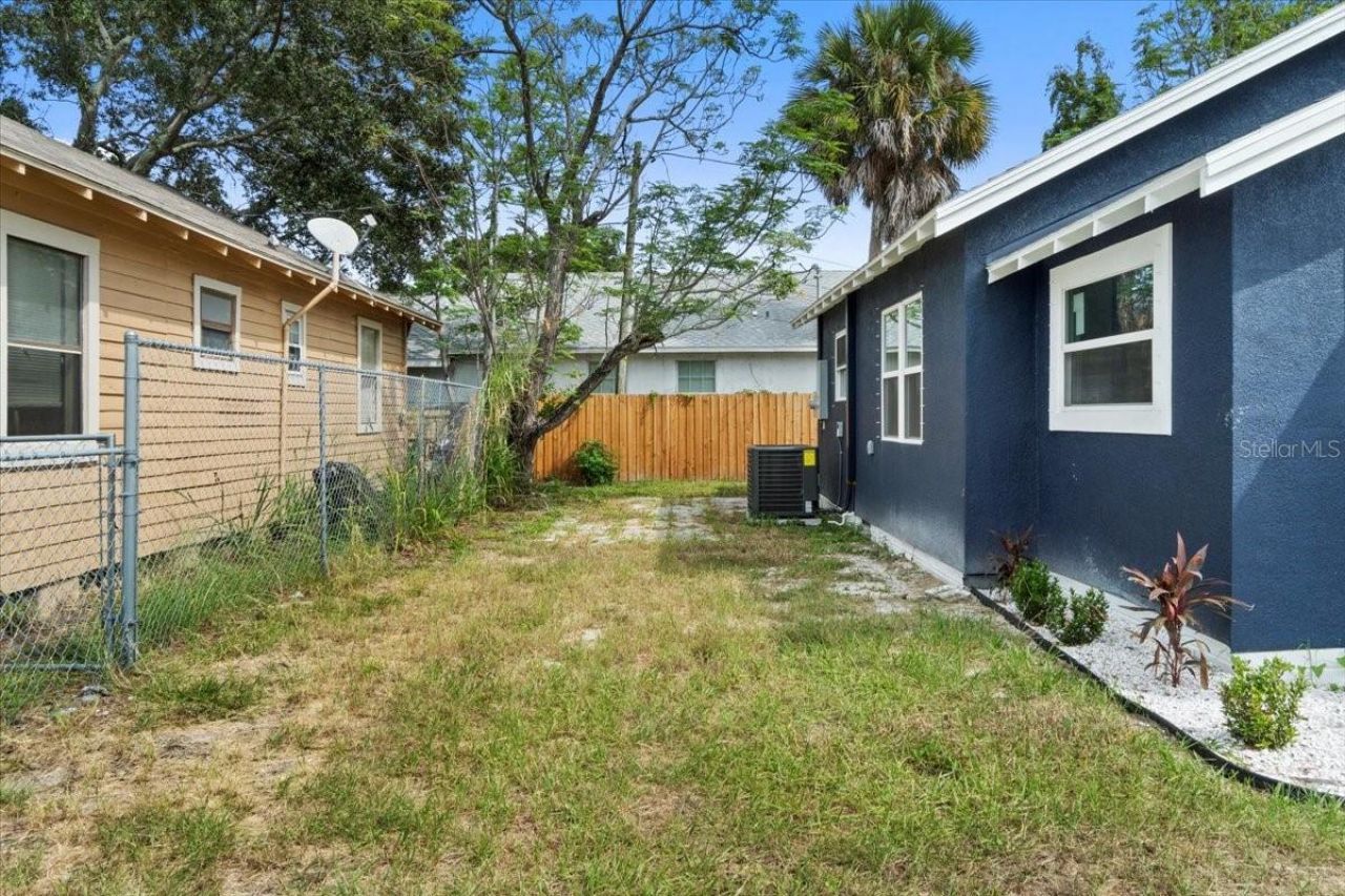 2810 6th Street S, Saint Petersburg, FL 33705 Photo
