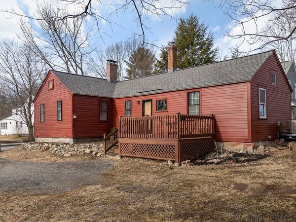 25 Elm St, Groton, MA 01450