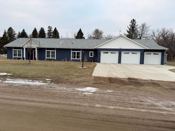 706 E Broadway Street E, Starbuck, MN 56381
