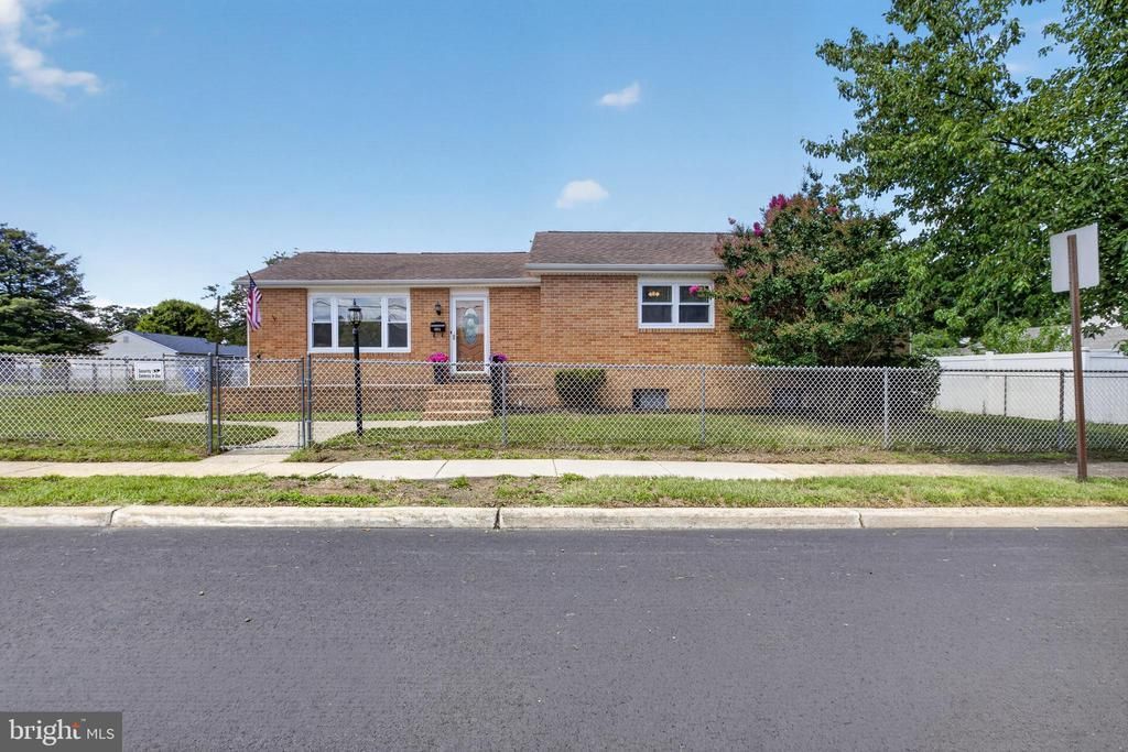 601 Dauphin Street, Riverside, NJ 08075 Main Photo
