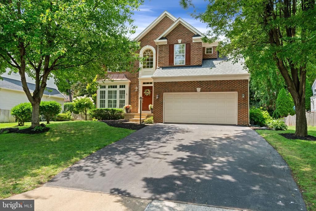 42702 Middle Ridge Place, Broadlands, VA 20148 Main Photo