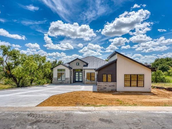 1310 Cats Eye, Horseshoe Bay, TX 78657