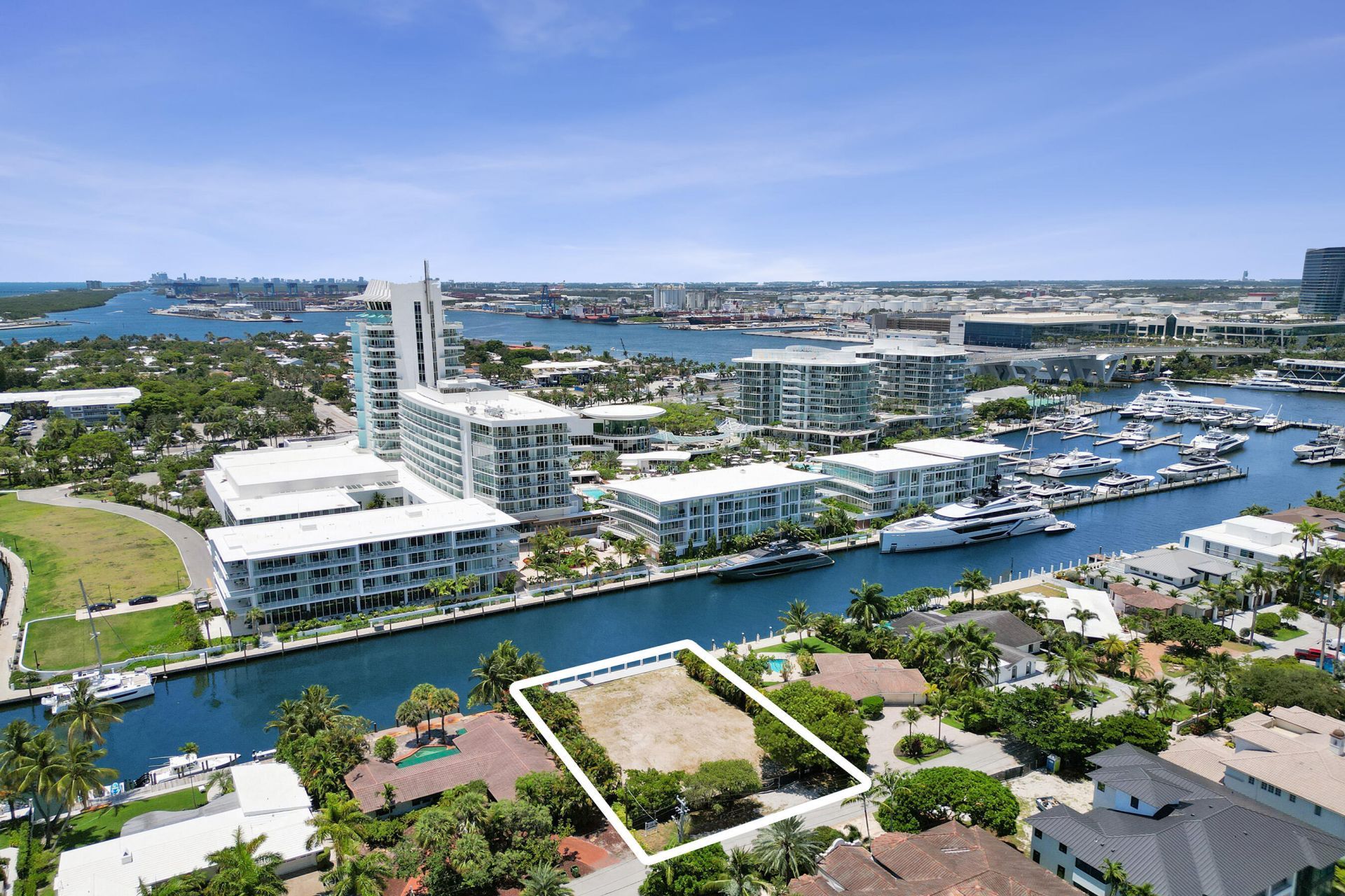 2552 Mercedes Drive, Fort Lauderdale, FL 33316 Photo
