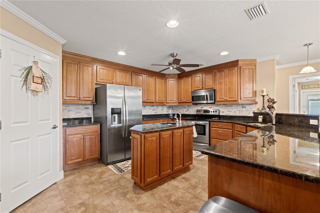 9897 NW 160 Avenue, Morriston, FL 32668 Photo