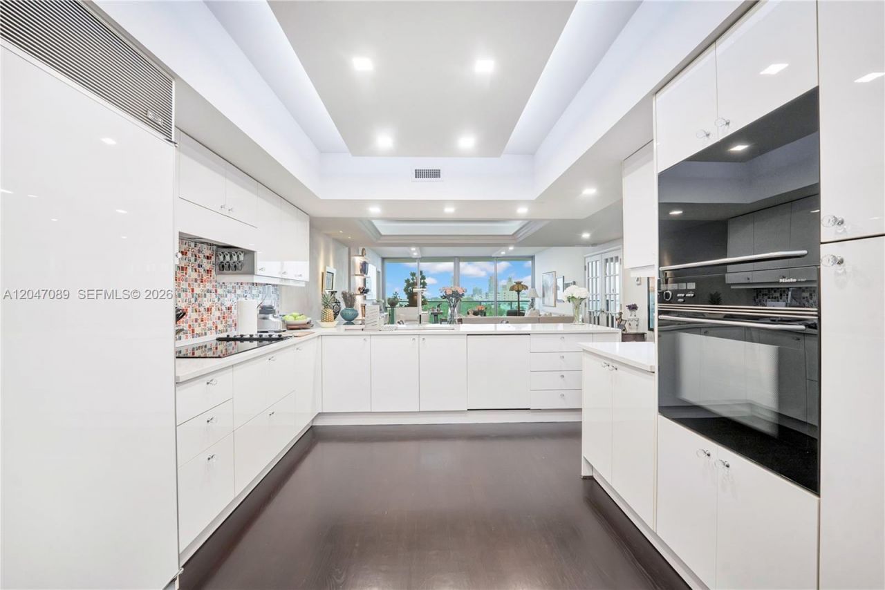 1455 Ocean Dr, Unit 904, Miami Beach, FL 33139 Photo