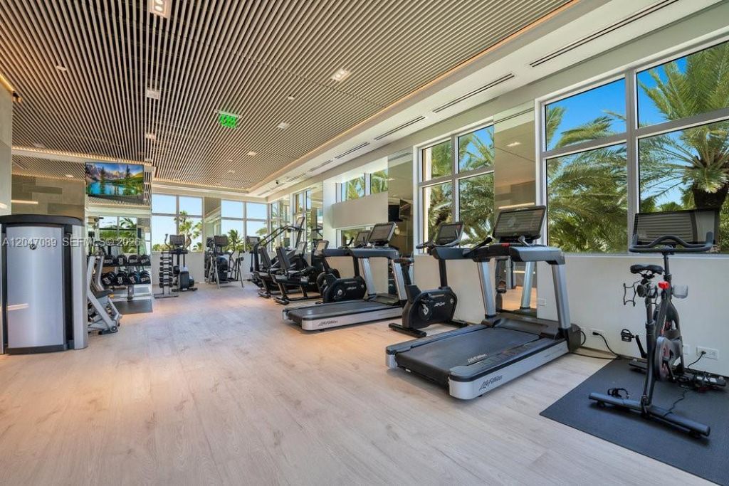 1455 Ocean Dr, Unit 904, Miami Beach, FL 33139 Photo