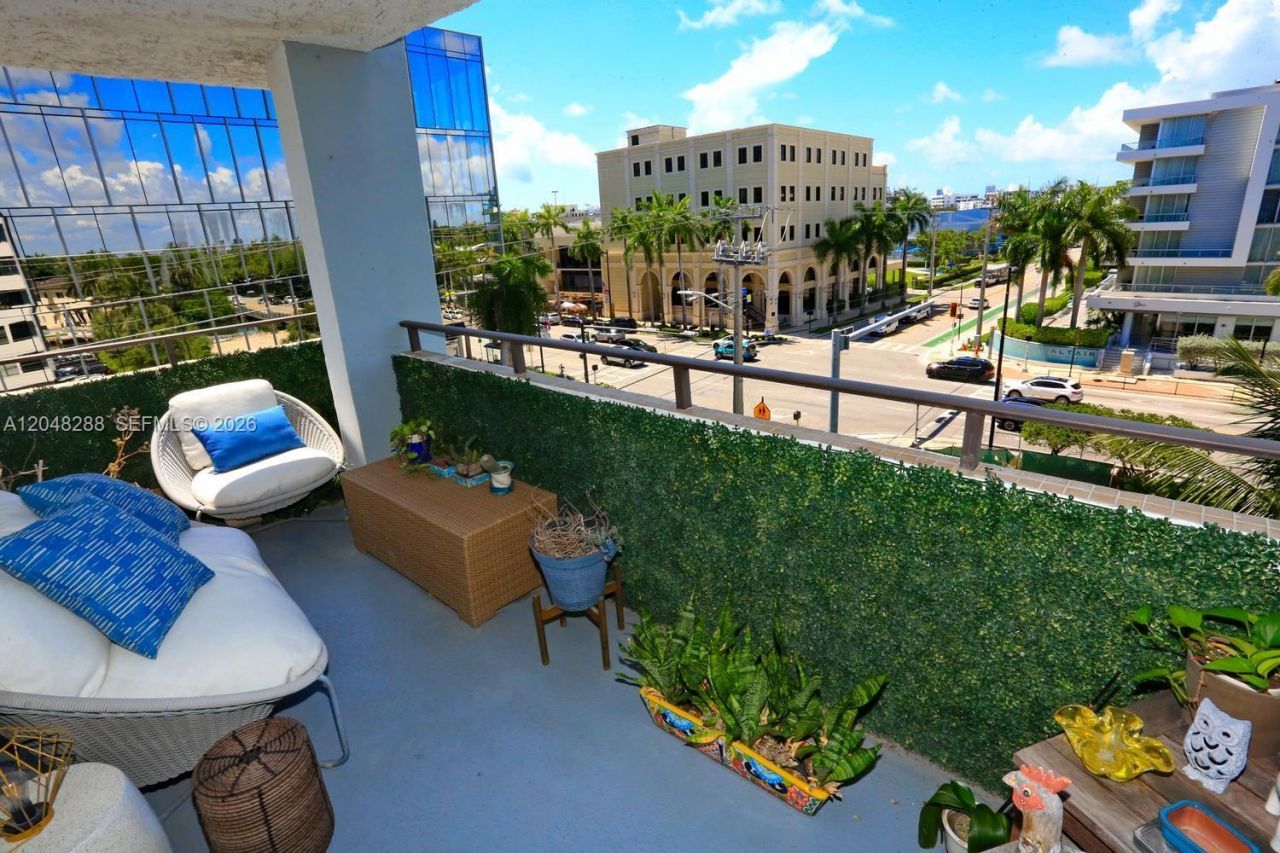 9660 W Bay Harbor Dr, Unit 5A, Bay Harbor Islands, FL 33154 Photo