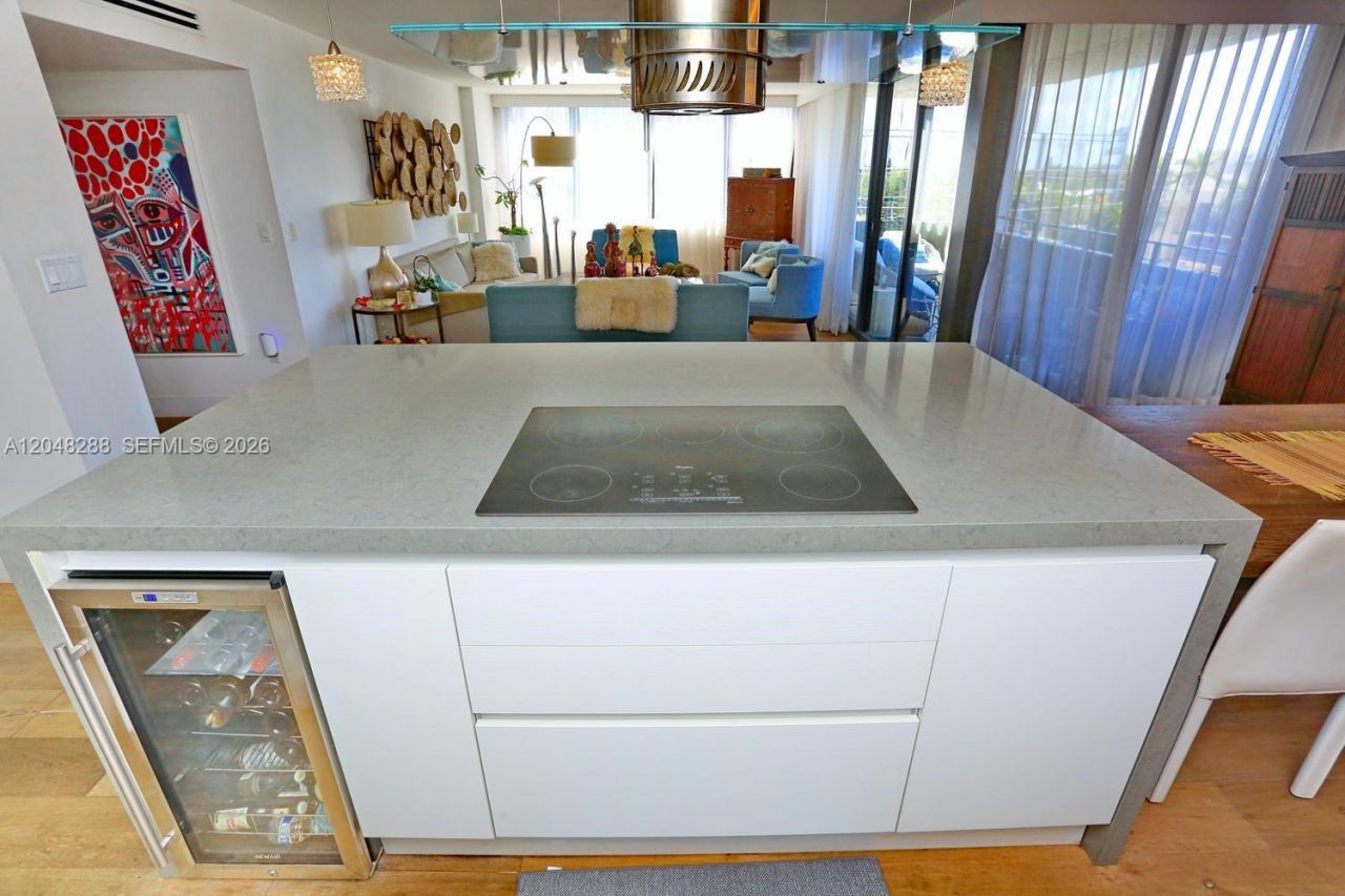 9660 W Bay Harbor Dr, Unit 5A, Bay Harbor Islands, FL 33154 Photo