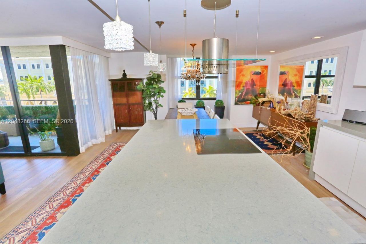 9660 W Bay Harbor Dr, Unit 5A, Bay Harbor Islands, FL 33154 Photo