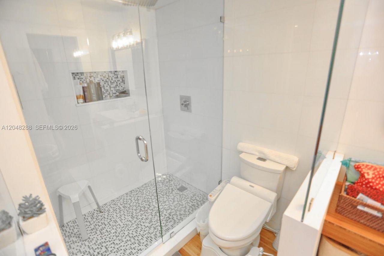 9660 W Bay Harbor Dr, Unit 5A, Bay Harbor Islands, FL 33154 Photo