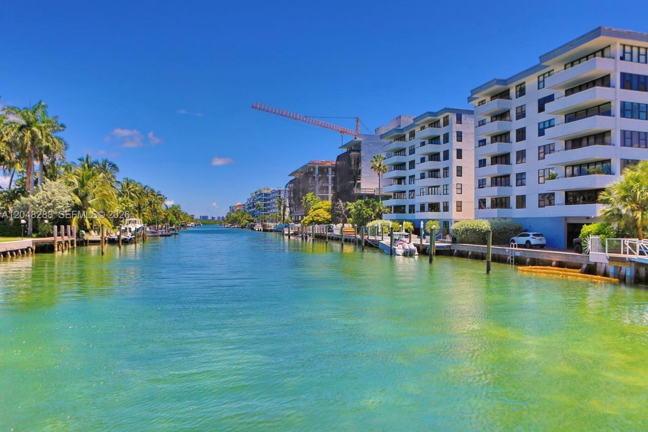 9660 W Bay Harbor Dr, Unit 5A, Bay Harbor Islands, FL 33154 Photo