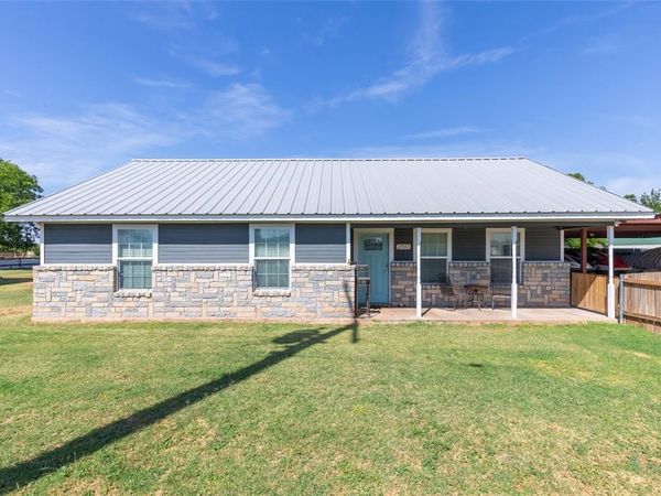 250 5th Street, Hawley, TX 79525