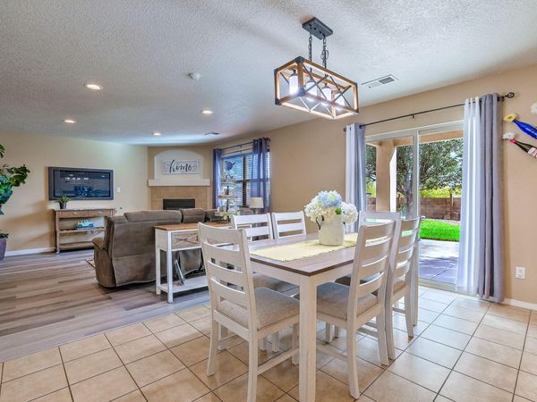 2831 Violeta Circle SE, Rio Rancho, NM 87124