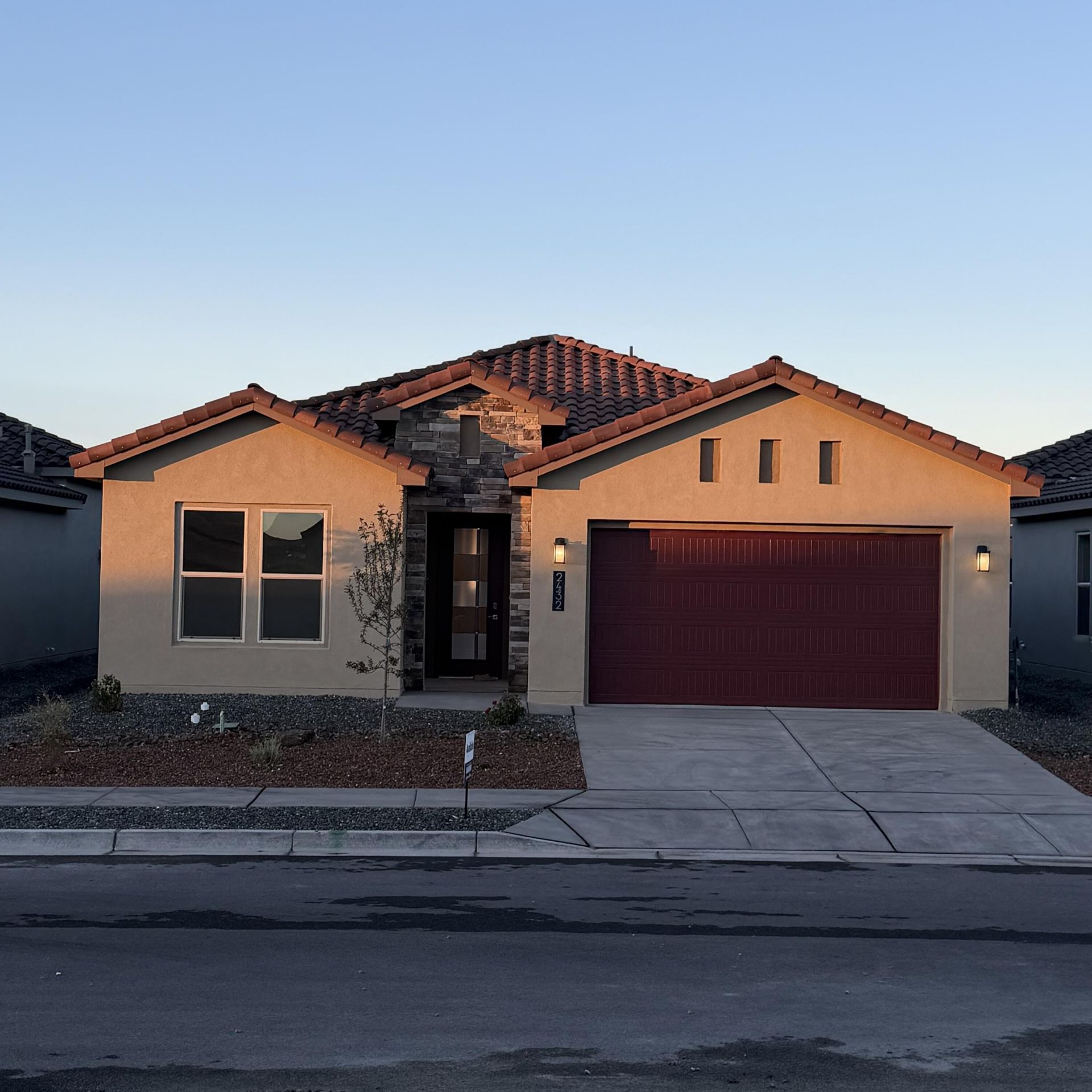 2474 Travertine Avenue Ne, Rio Rancho, NM 87144 Main Photo