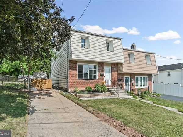 411 GLASS STREET, SPRING CITY, PA 19475