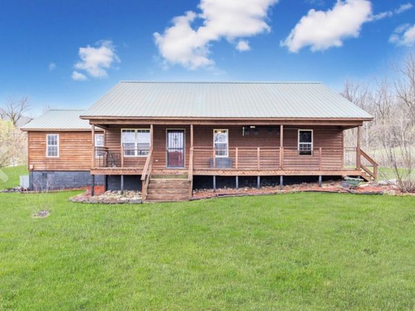711 Liberty Cir , Prospect, TN 38477