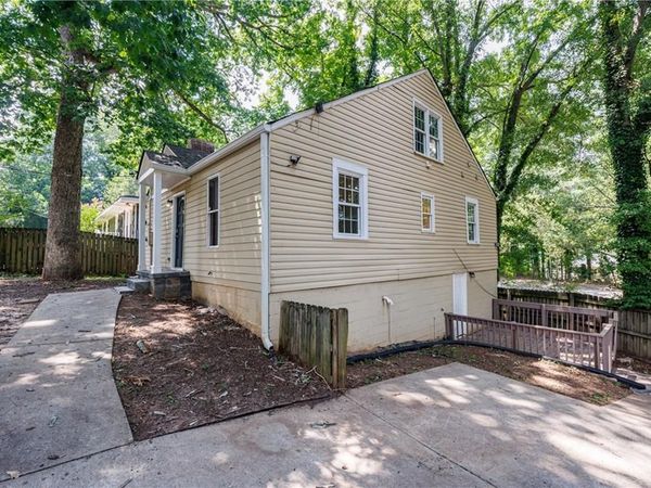 1371 Fulton Avenue , Atlanta, GA 30344