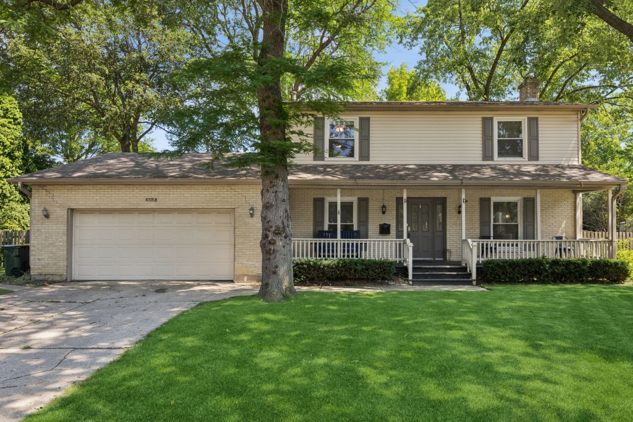 4388 Lincoln Court, Rolling Meadows, IL 60008