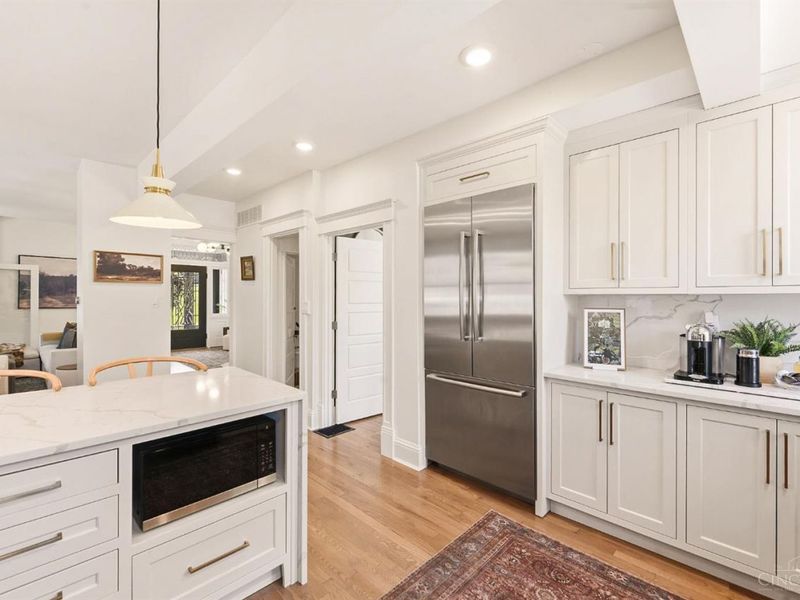 2486 Observatory Avenue, Cincinnati, OH 45208 Photo 18