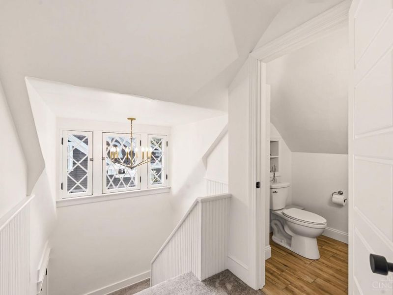 2486 Observatory Avenue, Cincinnati, OH 45208 Photo 39