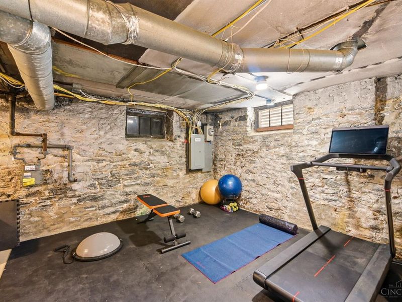 2486 Observatory Avenue, Cincinnati, OH 45208 Photo 42