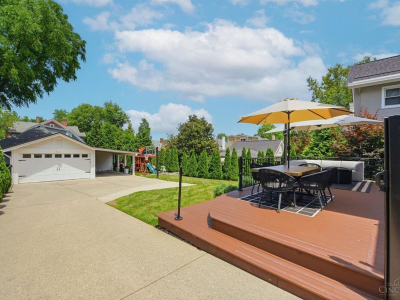 2486 Observatory Avenue, Cincinnati, OH 45208 Photo 49