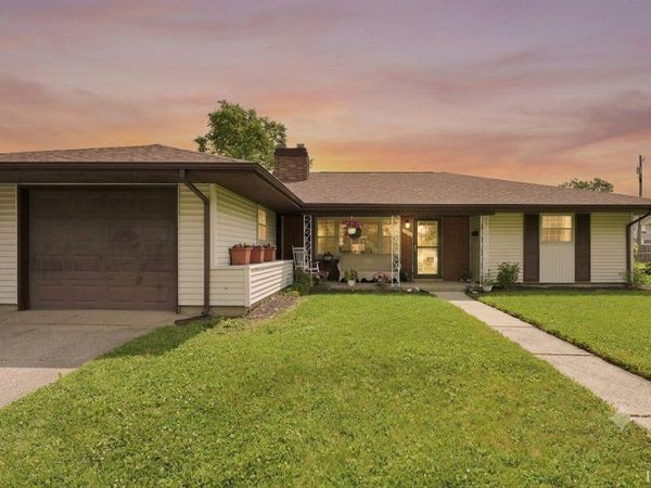 2606 Bolton Drive, Fort Wayne, IN 46805