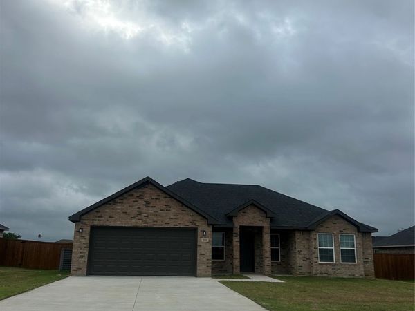 3217 Seabiscuit Street , Durant, OK 74701
