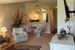 1551 Spinnaker Dr.  photo 4