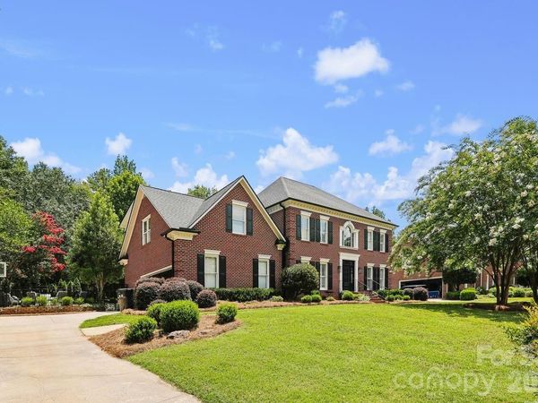 8507 Brownes Pond Lane, Charlotte, NC 28277