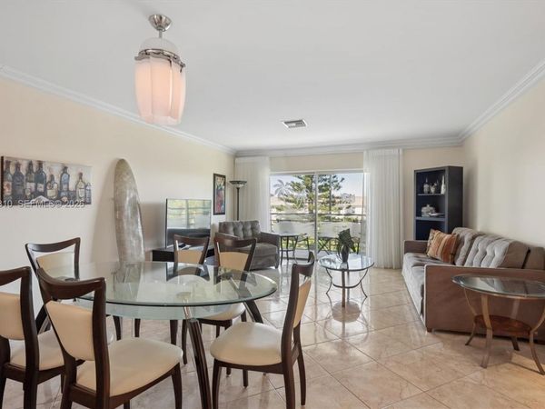 1000 Hillcrest Ct, Unit 303, Hollywood, FL 33021