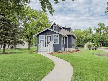 1316 W Fairview Avenue , Olivia, MN 56277
