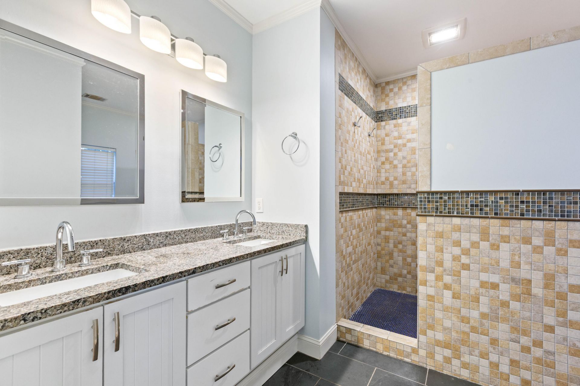 732 Lawton Harbor Drive Photo 20
