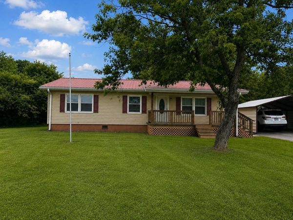 109 Pennyrile Valley Dr , Princeton, KY 42445