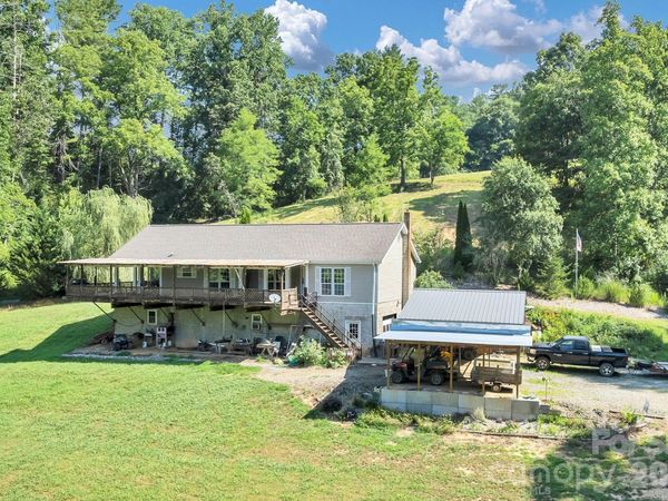 284 Paul Gosnell Road , Marshall, NC 28753